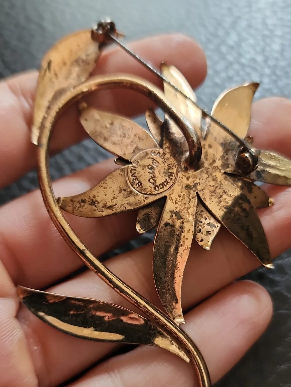 VTG Coro Gold Over Sterling Floral Starburst Brooch - Elegant Women’s Jewelry